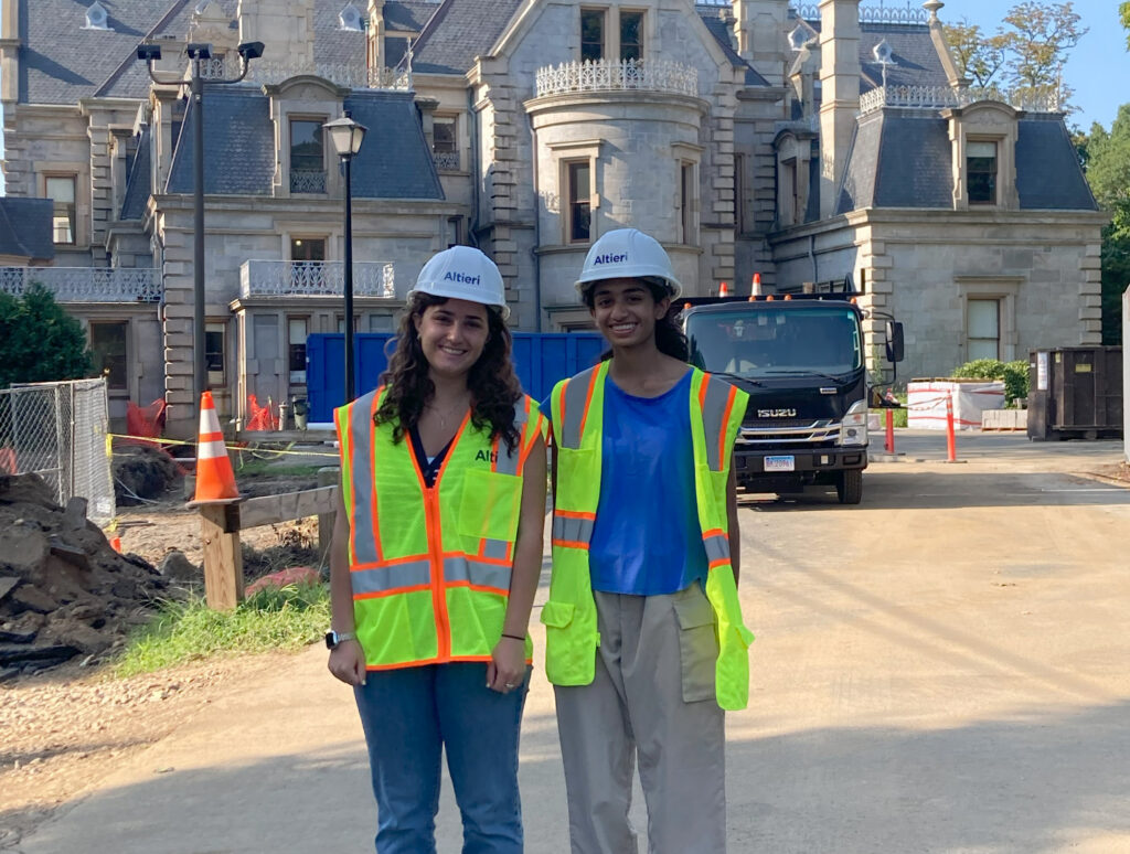Interns Maggie And Elizabeth Lockwood Mathews